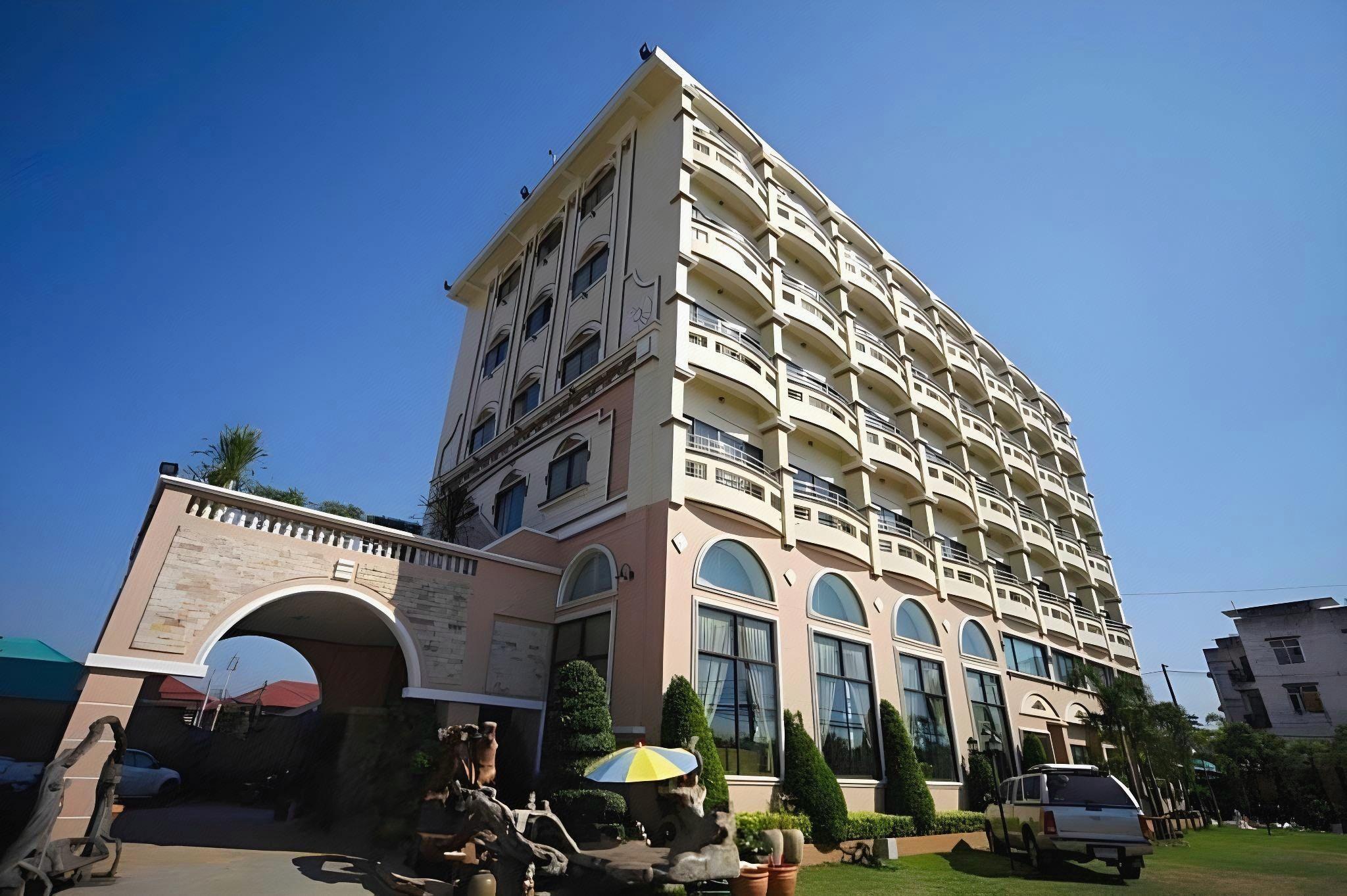 Phitsanulok Orchid Hotel 18/50