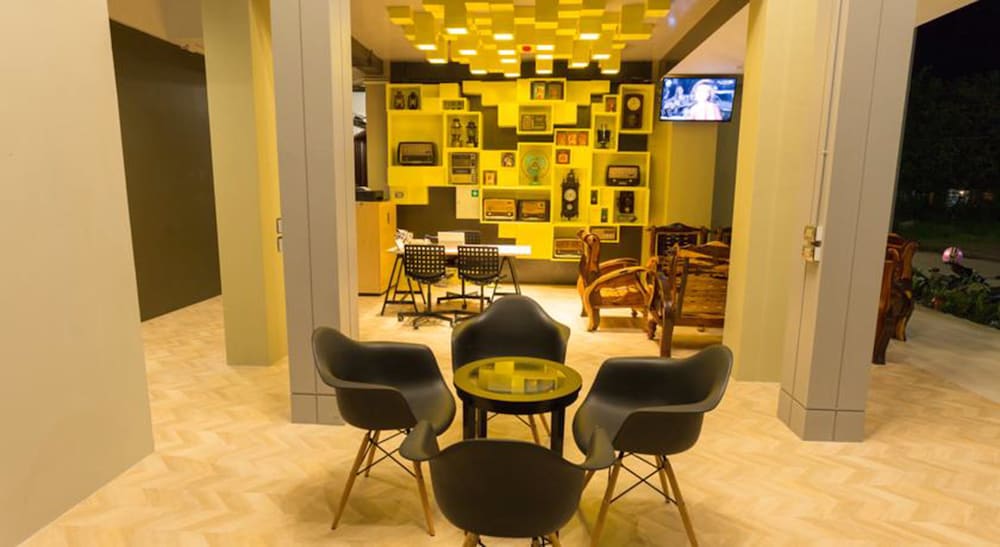 Qoo Hotel 48/64
