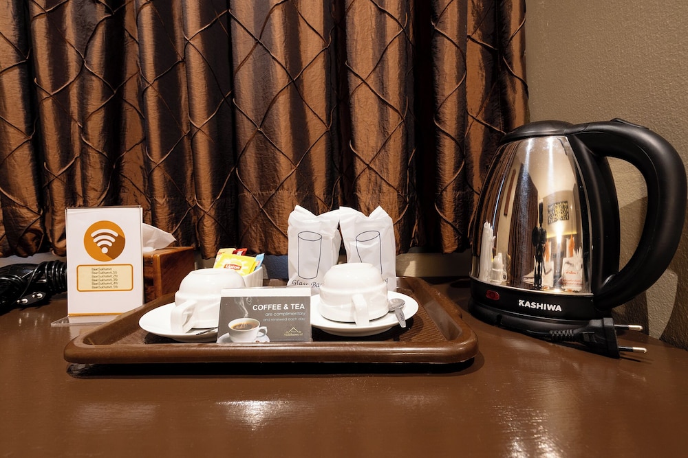 BAAN SUKHUMVIT SOI 20 24/50