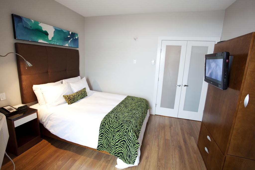 1 Bedroom, Suite, Queen Bed
