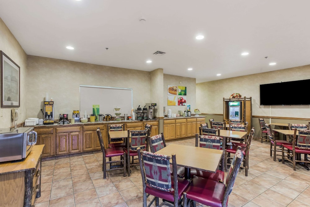 Quality Inn and Suites Big Stone Gap 30/40