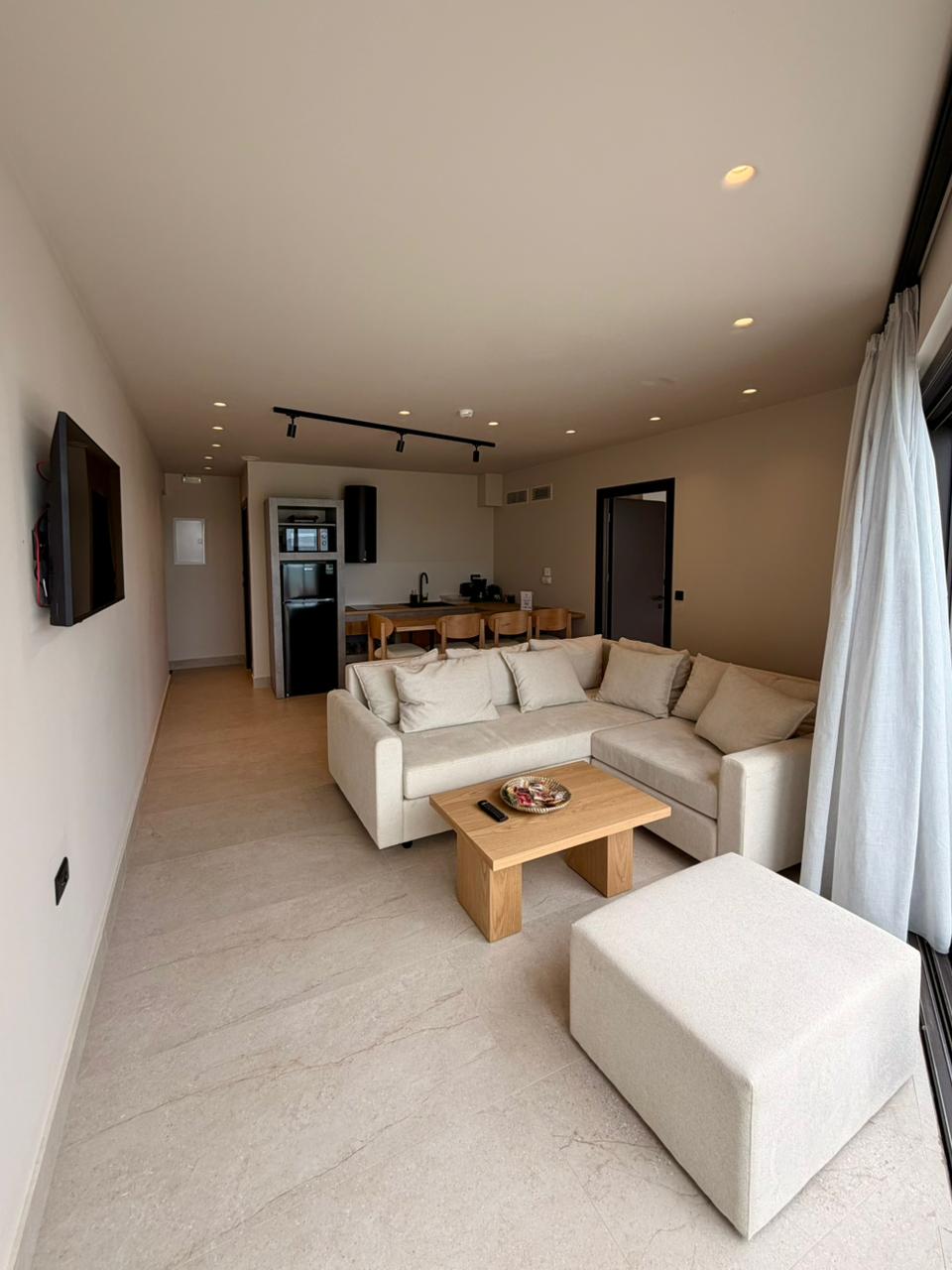 Cave, 2 Bedrooms, Suite, Sea Front, Private Pool، VOLTA Seaside hotel - Adult-only 5/6