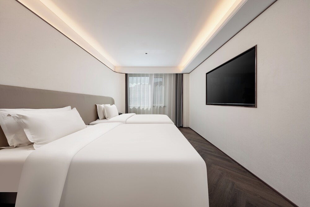 NEOLAB Hotel Ji nan Daming Lake Baotu Spring Hotel 4/19