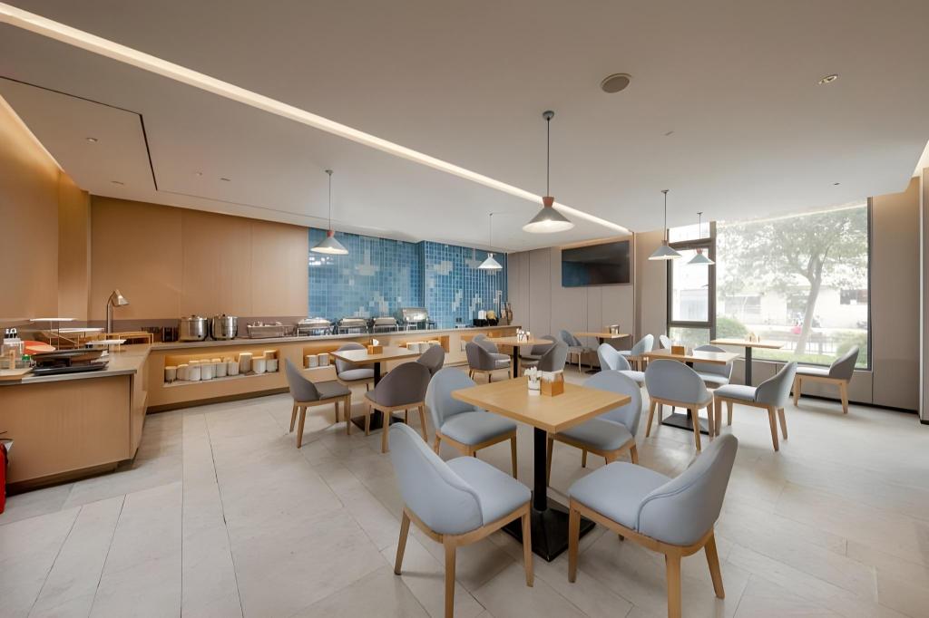 Home Inn Neo (Yangzhou Dongguan Street, He Garden) 34/40