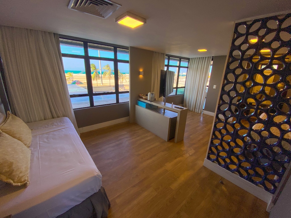 Magna Praia Hotel 24/46
