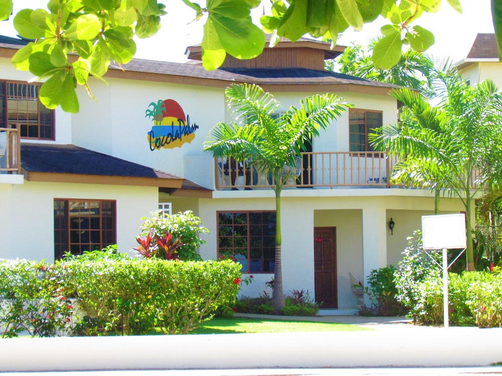 Coco La Palm Seaside Resort 6/69