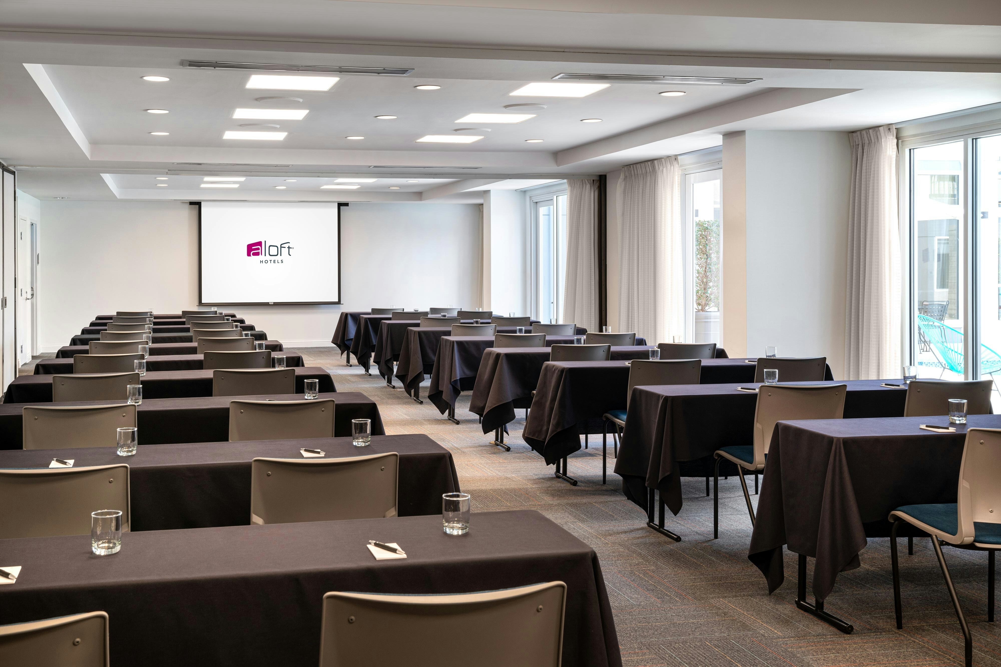 Aloft Mountain View 17/21