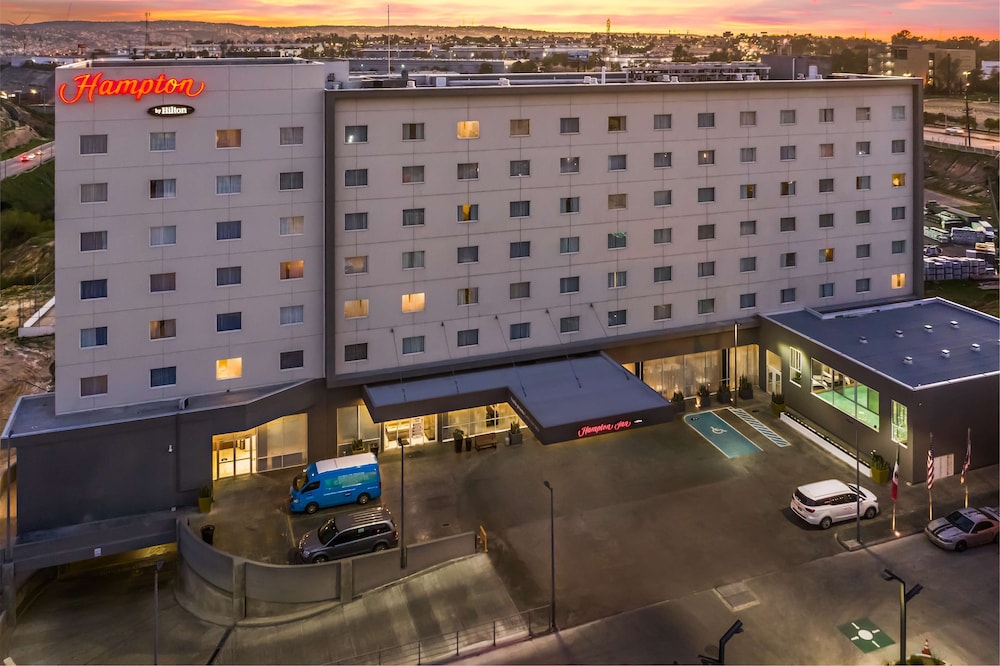 Hampton Inn by Hilton Tijuana 3/80