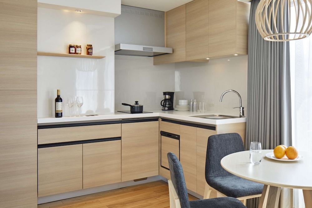 Hyatt House Kanazawa 50/50