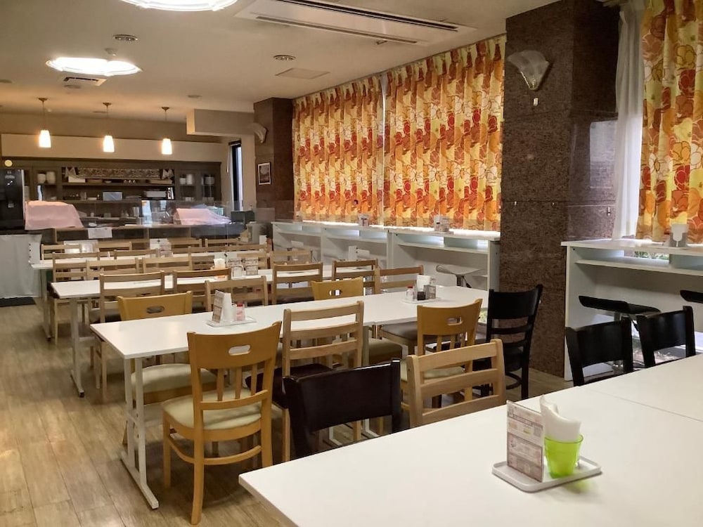 Hotel Crown Hills Nakamura 53/68