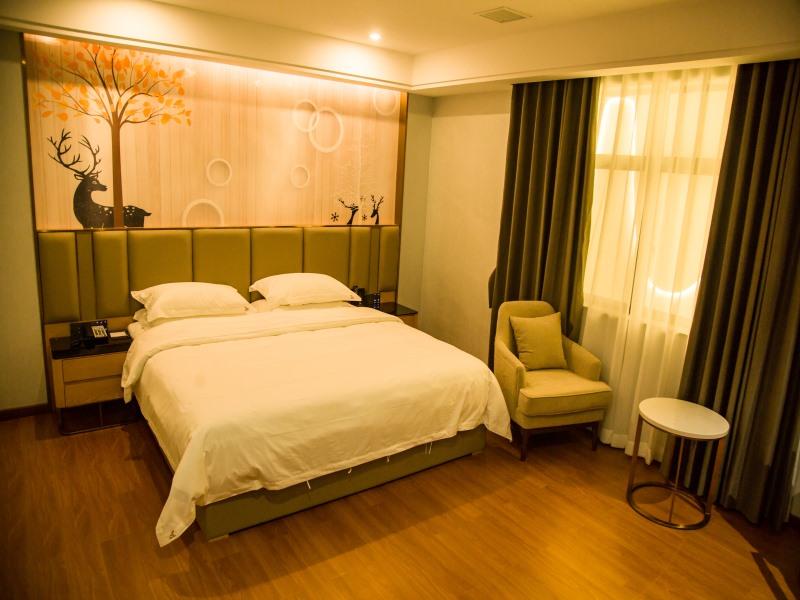 GreenTree Eastern Anshun Town Huangguoshu Avenue Jinhui Xindu Hotel 30/50