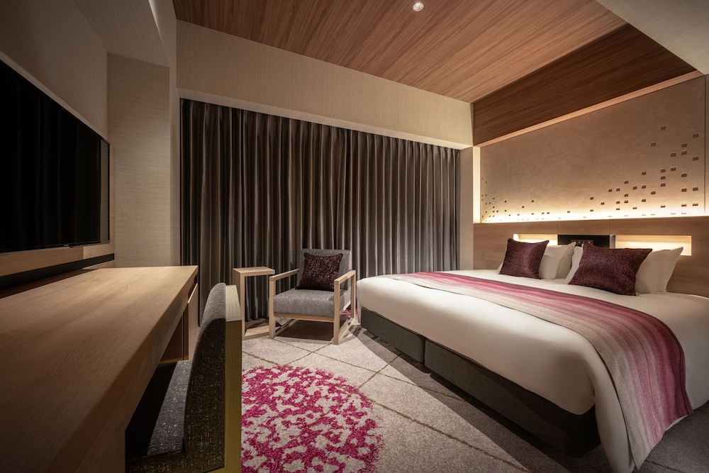 Room, Queen Bed, South Tower