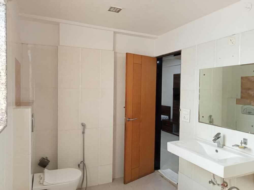 Hotel Yash Regency 49/49