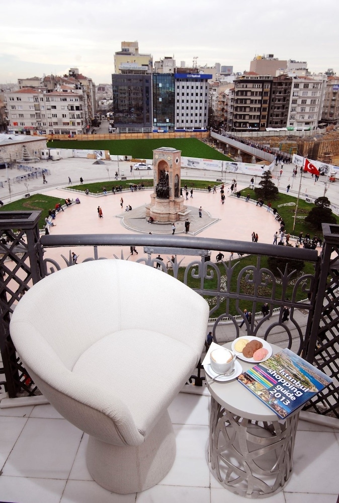 Taxim Hill Hotel in ISTANBUL