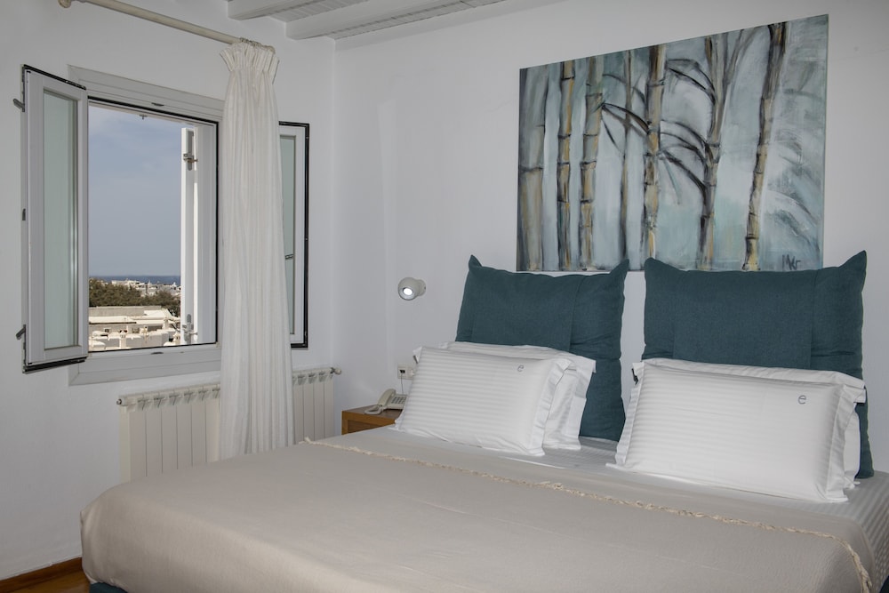 Elena Hotel 14/65