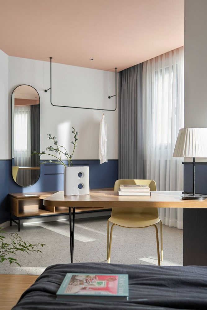 Express By M Village Hoang Sa, a brand of Modern Village Lifestyle 41/48