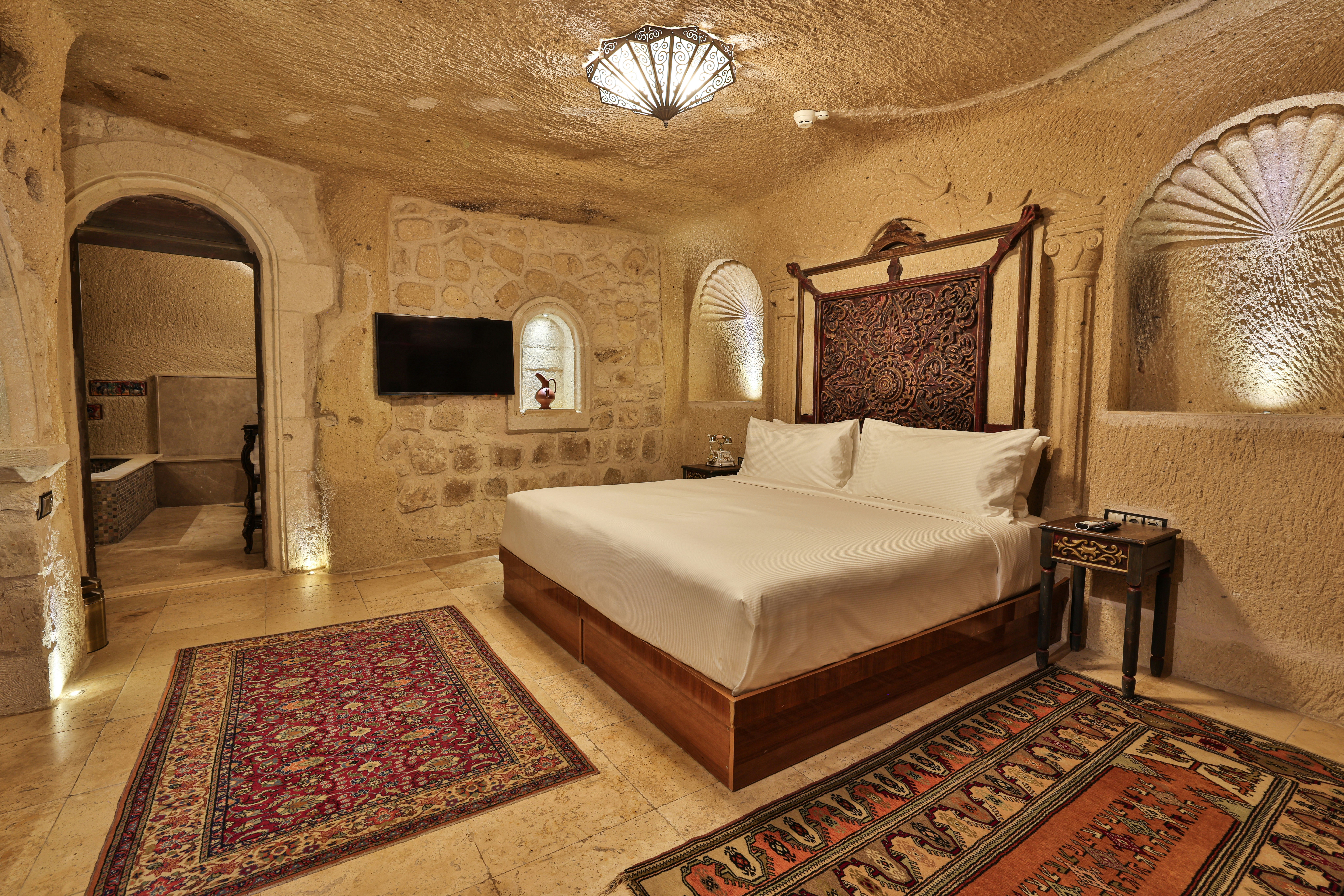 Elika Cave Suites Cappadocia, Curio Collection by Hilton 20/80