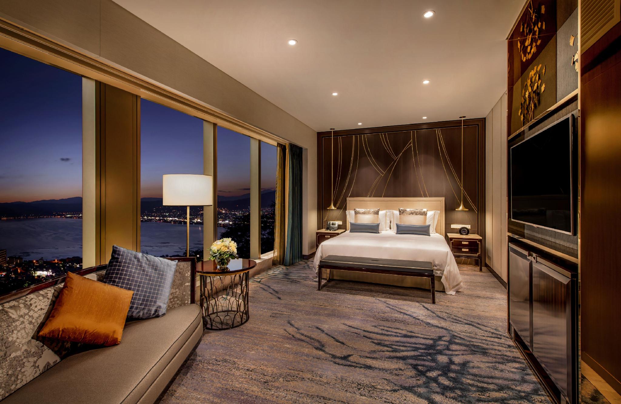 Star Executive Suite