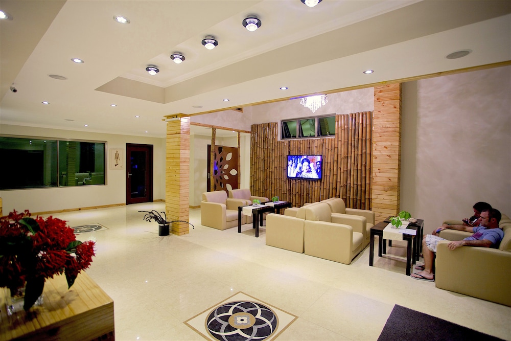 Kaani Beach Hotel 38/59