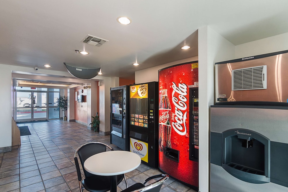 Motel6 Terrell, TX 37/58