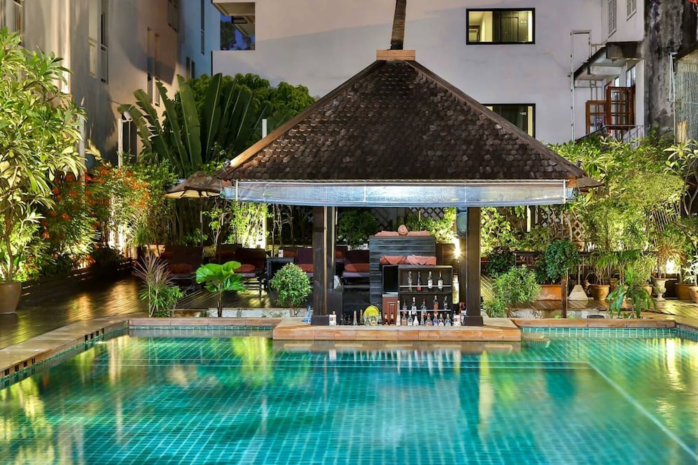 Sunbeam Hotel Pattaya 4/66
