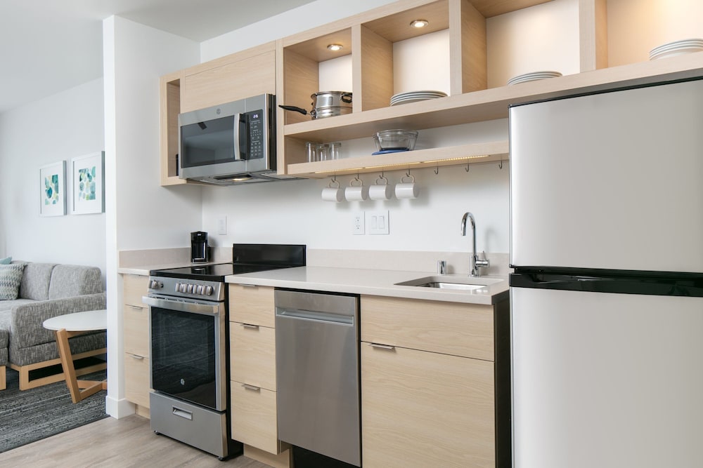 TownePlace Suites Oconomowoc 20/28