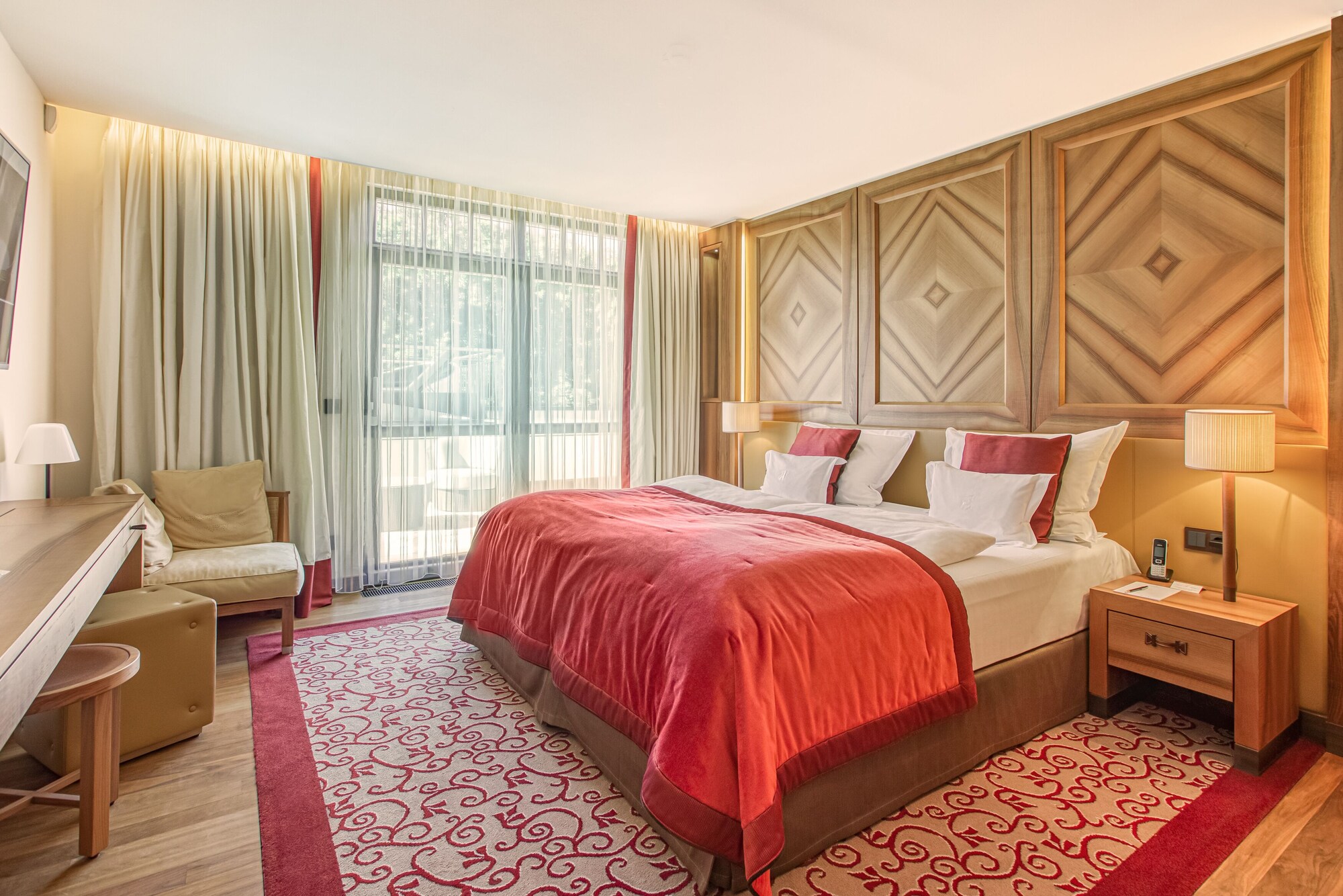 Comfort, King Bed, WALD AND SCHLOSSHOTEL FRIEDRICHSRUHE 2/4