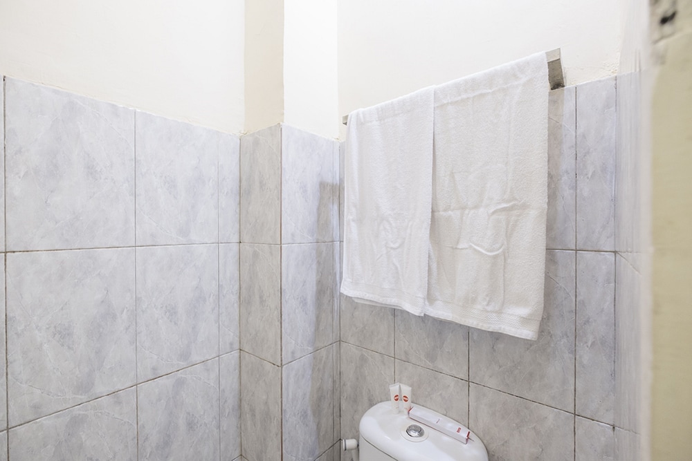 SPOT ON 2718 Backpacker's Homestay Jlegong 50/51