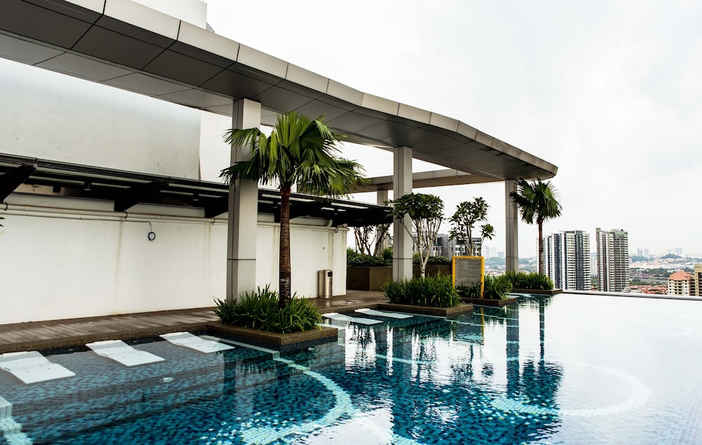 Aurora Pavilion Bukit Jalil by Ody Suites 3/33