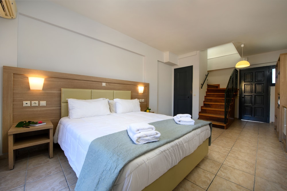 Corfu SunGate Hotel 9/38