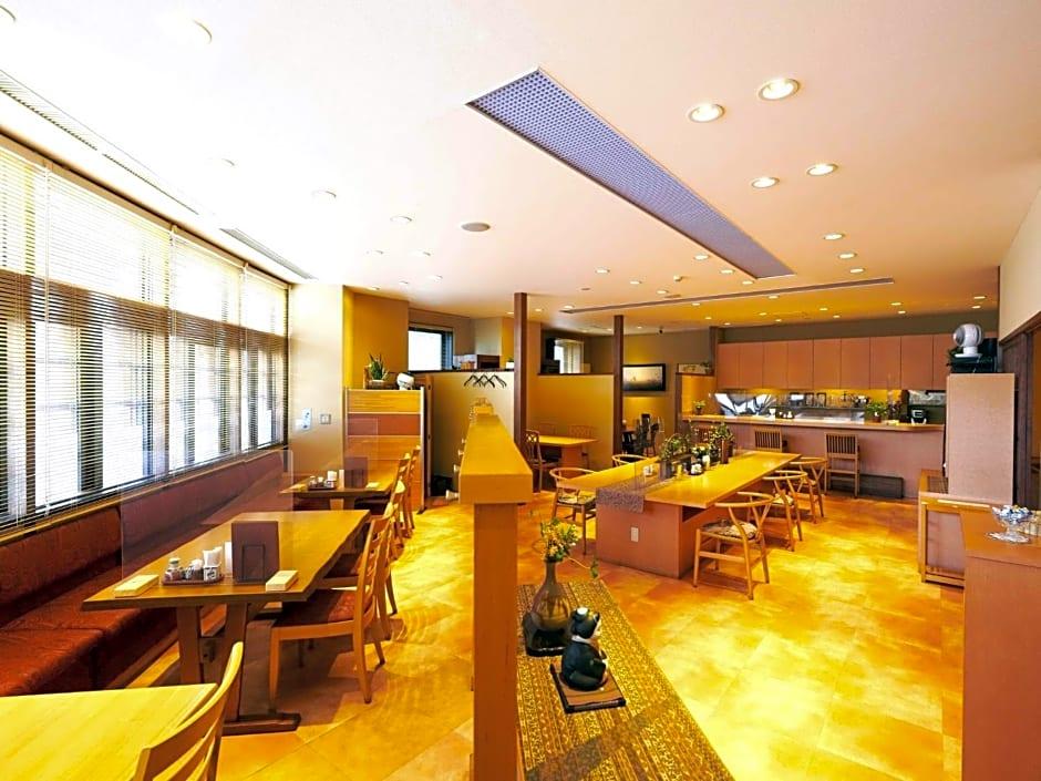 Courtland Hotel 31/33