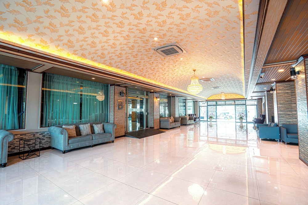 Blue Sky Residence Airport 10/50