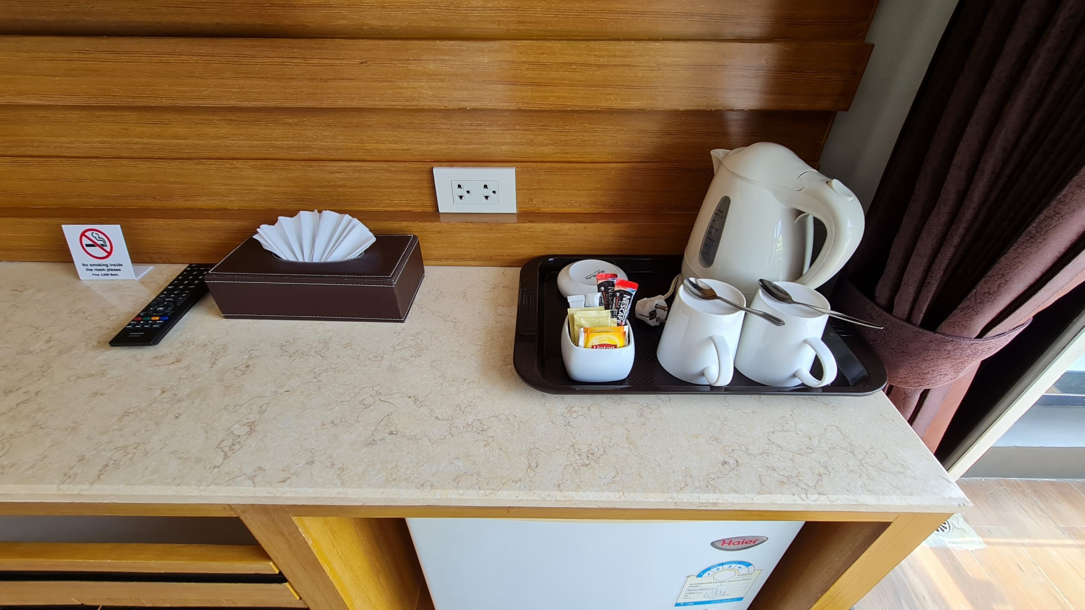 Room Actually 30/38