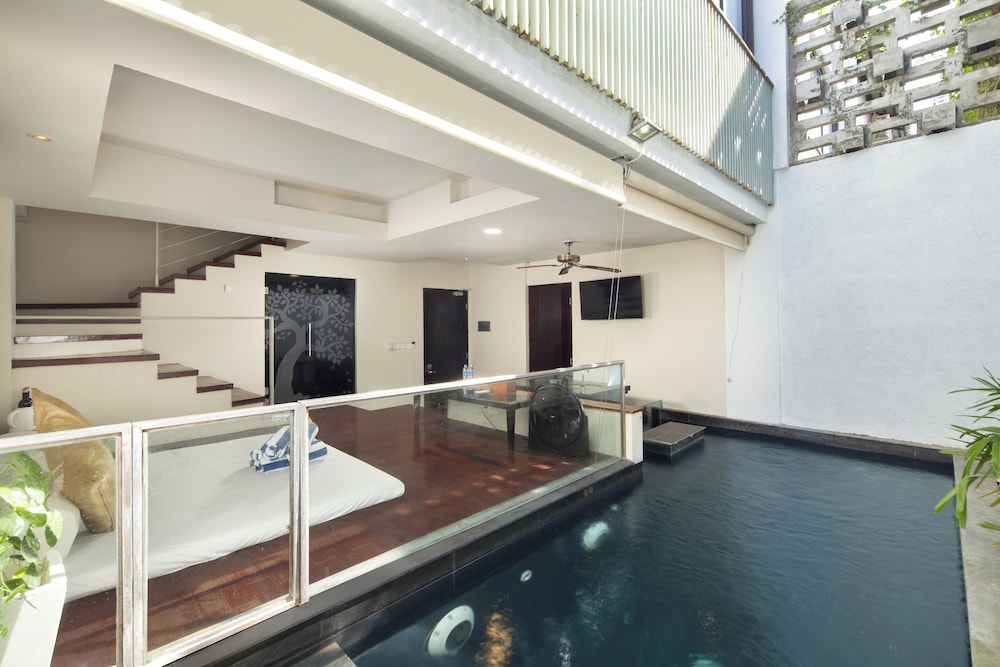 18 Suite Villa Loft Kuta 40/73