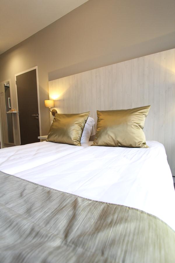 Room, Twin Beds