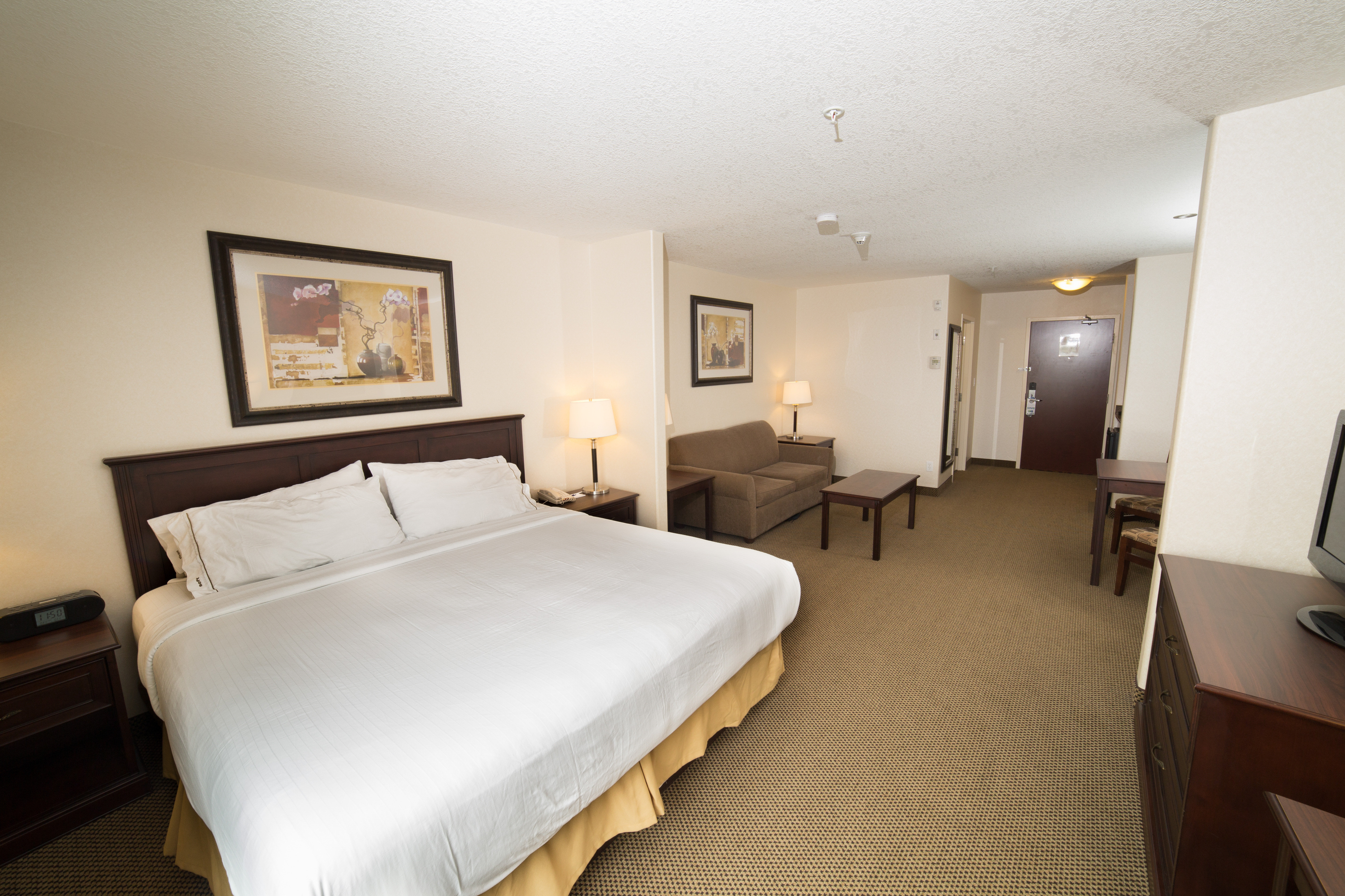 Feature, Suite, King Bed