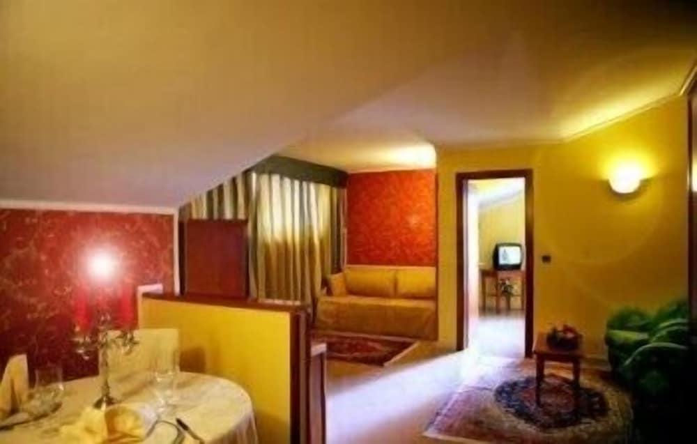 Hotel Belsito 22/46