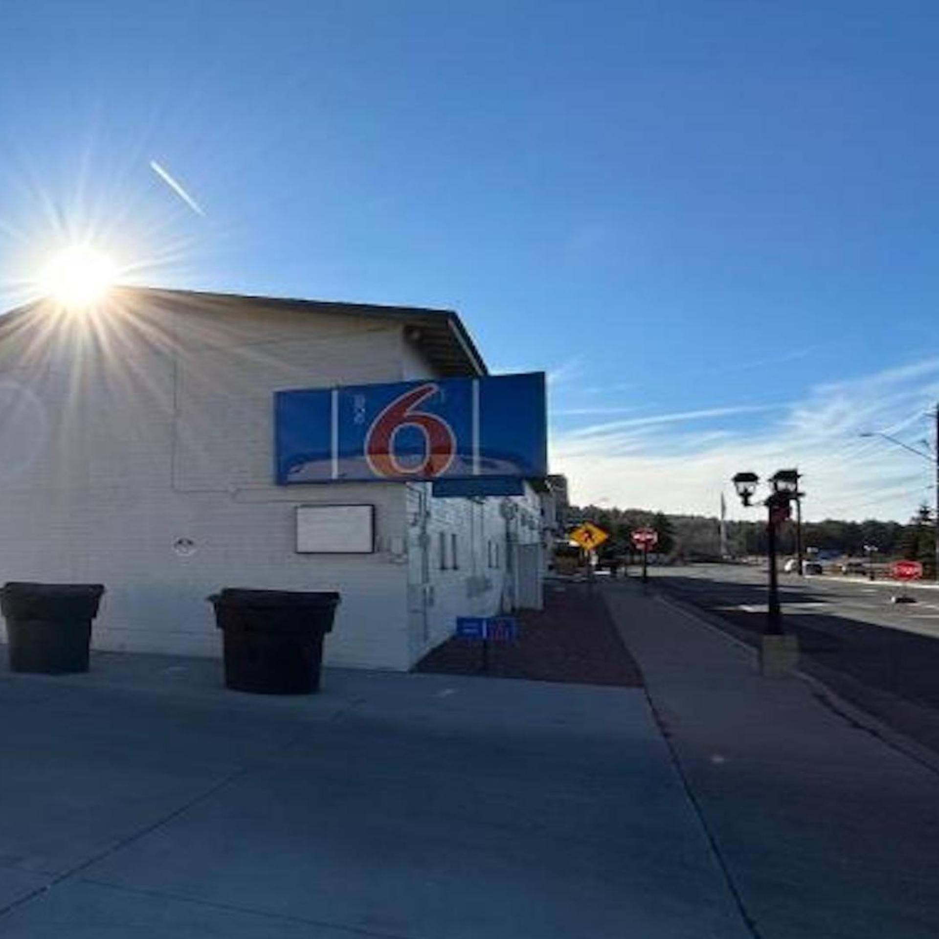 OYO 1001438 Motel6 Williams, AZ – Historic Route 66 — photo 2