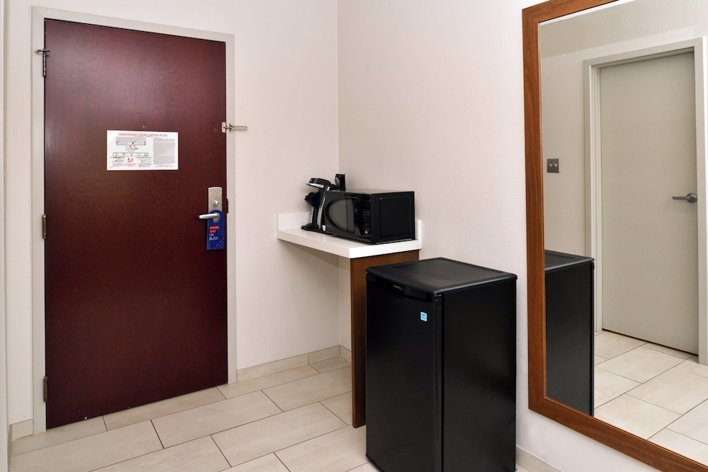 Holiday Inn Express Blowing Rock South 37/50