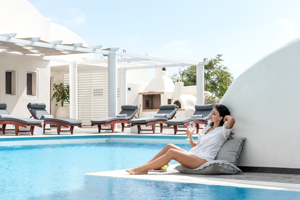 SPLENDOUR RESORT 54/80