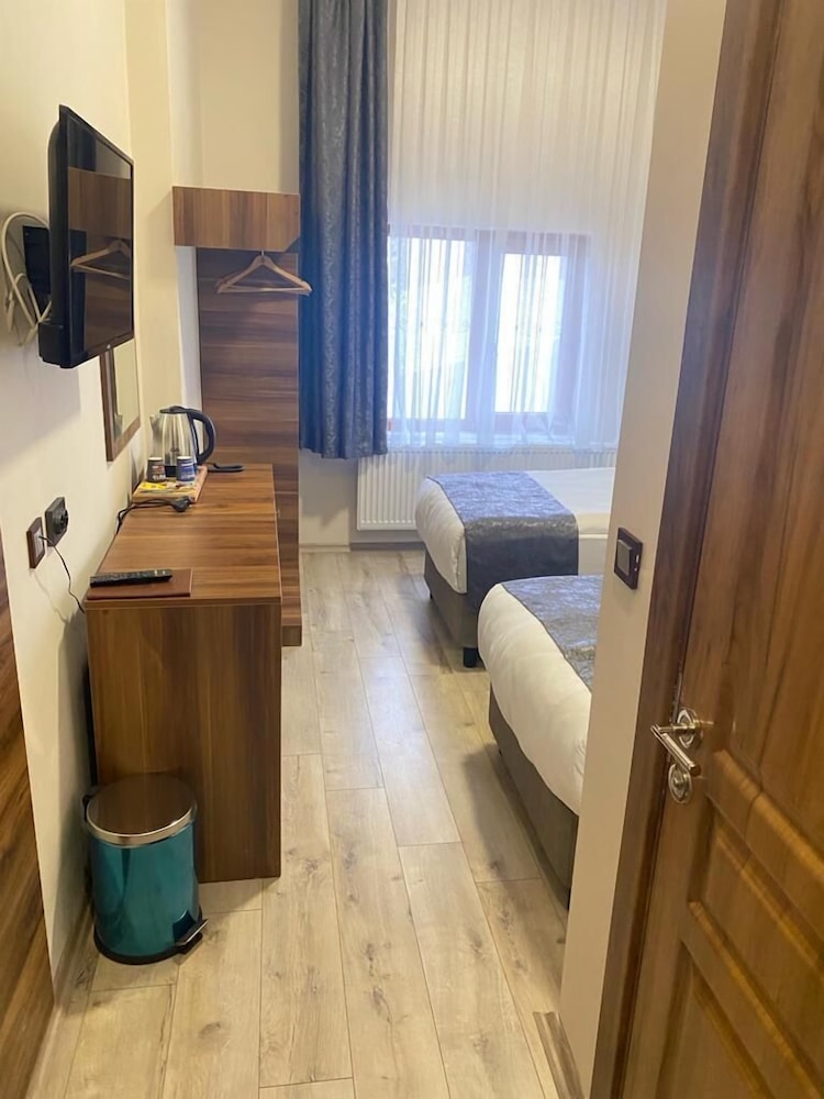 Zumrut Palas Otel 19/44