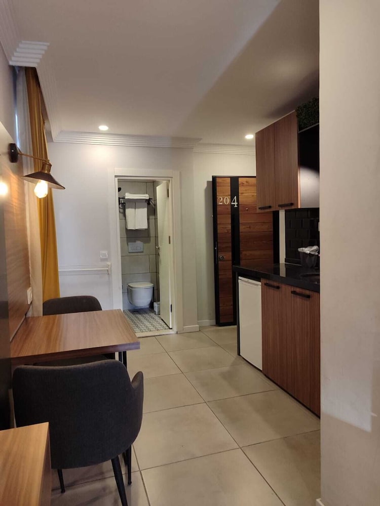 Terra Rossa Suites 28/44