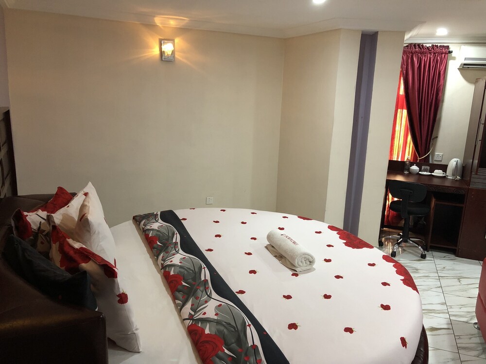 Virginrose Resorts photo3