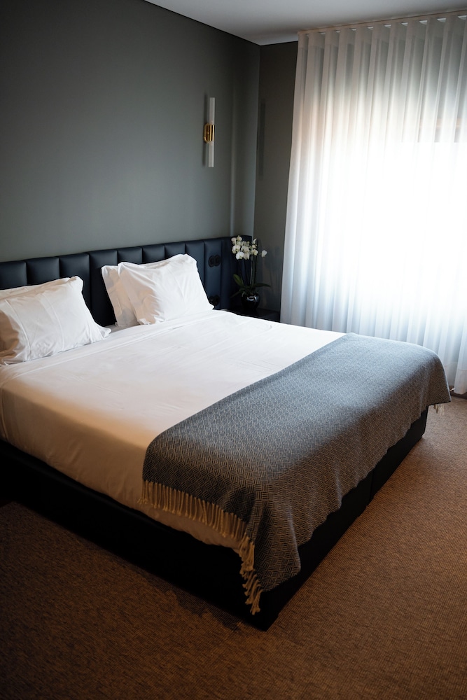Santo Thyrso Hotel 9/45