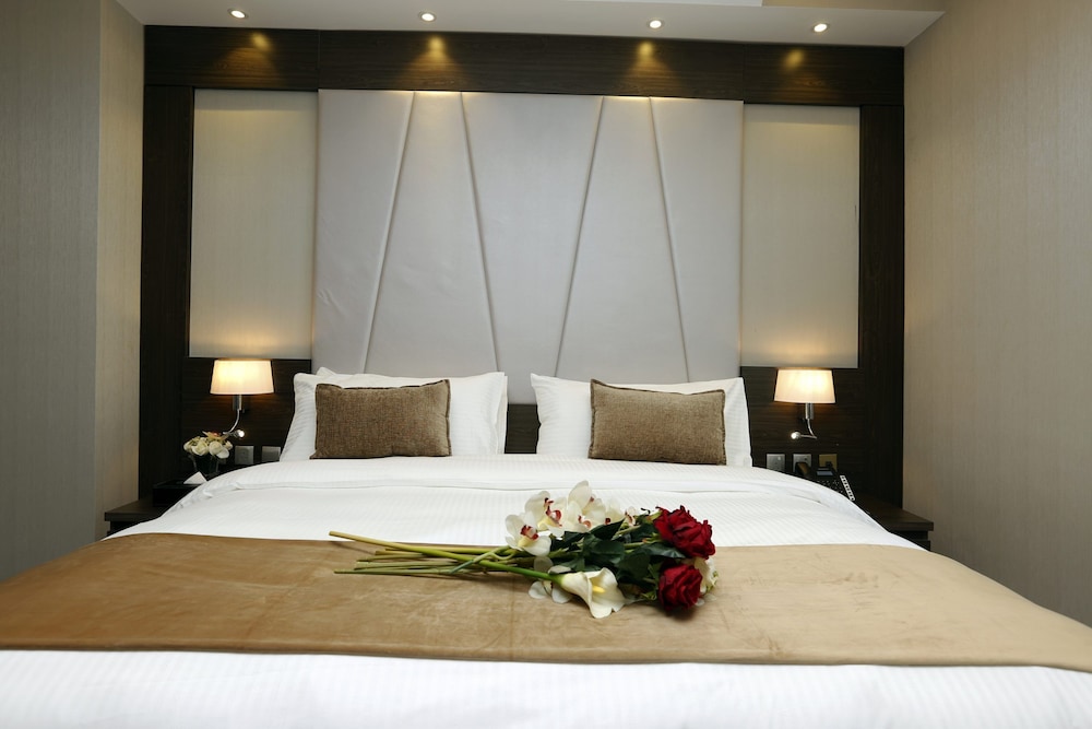 SWISS, FLORA, SUITE