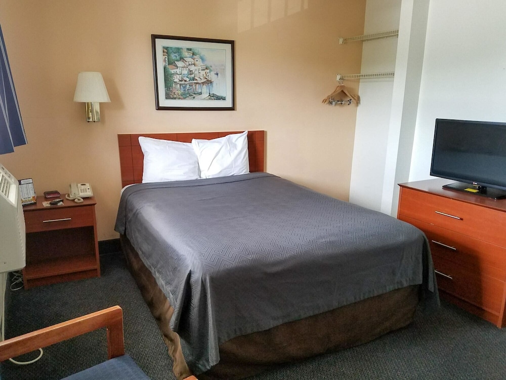 Motel6 Fayetteville, NC - Fort Liberty Area 32/59
