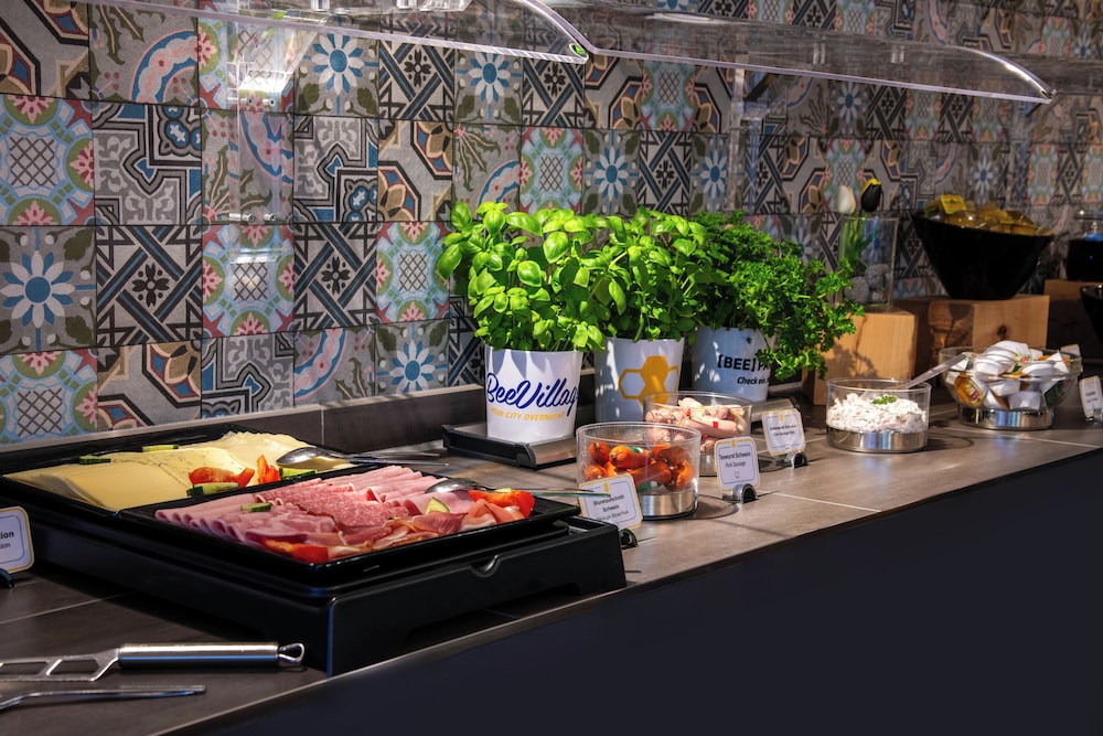 BeeVillage Messehotel Hannover-Laatzen 35/41
