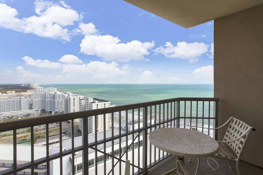 Royale Palms Condominiums 8/49