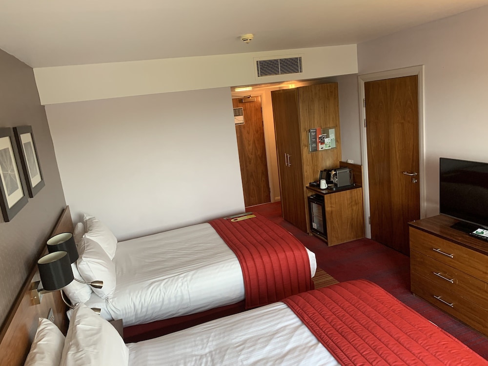 Holiday Inn Norwich City. 17/77