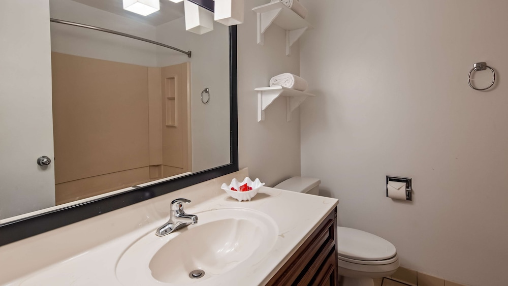 SureStay Hotel by Best Western Virginia Beach Royal Clipper 21/45